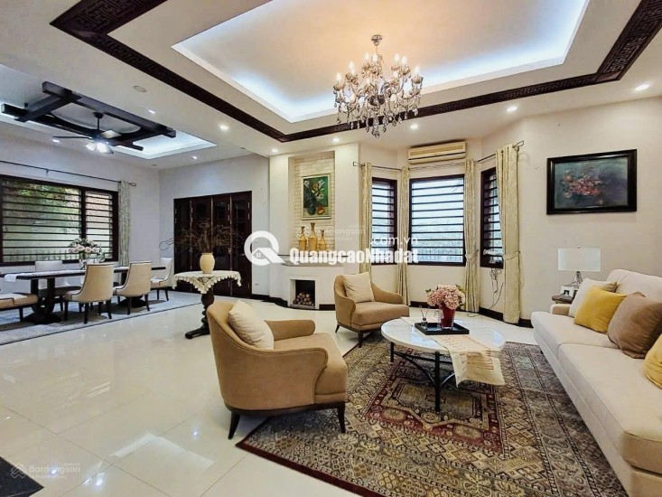 BÁN BIỆT THỰ KĐT DỊCH VỌNG CẦU GIẤY DT 300 M2 XÂY 4T GIÁ RẺ 91 TỶ, THIỆN CHÍ BÁN